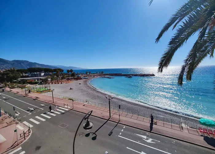 Le Coq Ligures - Garage - Air Conditioning - Wifi شقة